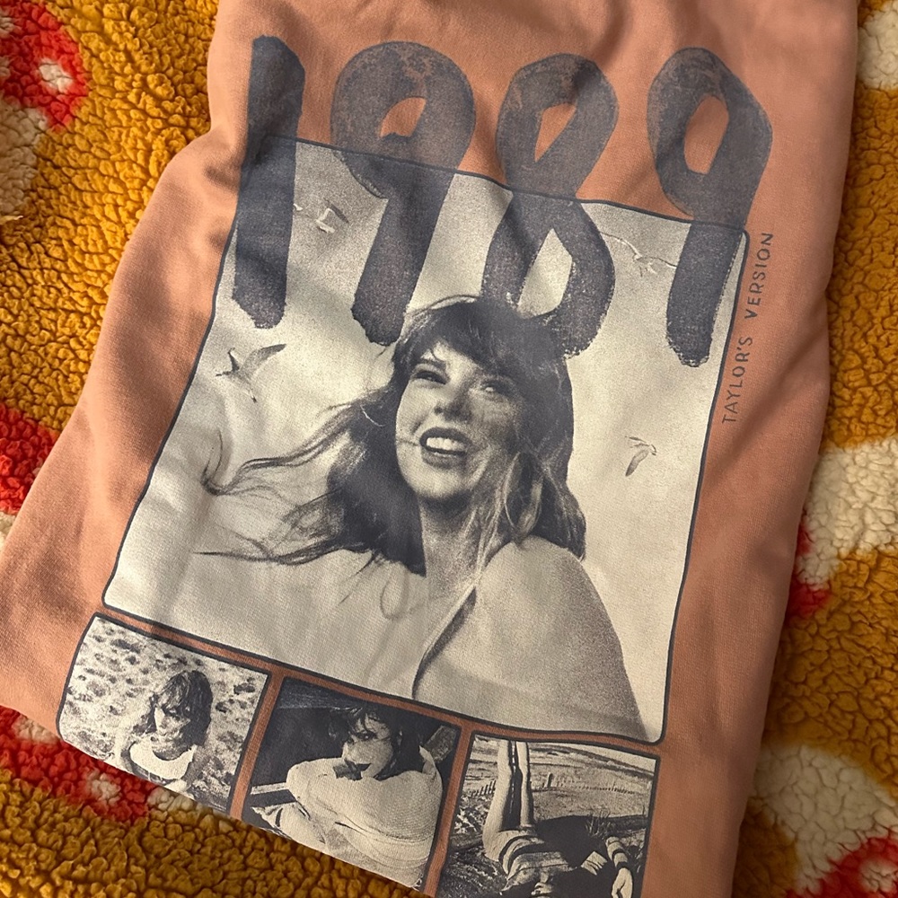 NWOT 1989 (Taylor’s Version) Pink Crewneck Taylor Swift Merch 2XL